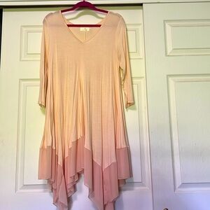 Peach and lace tunic. Three quarter length sleeves